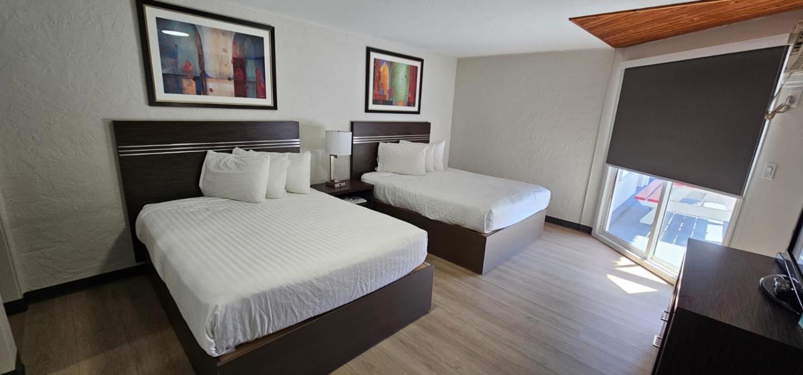 Riverside Motel Пентиктон Экстерьер фото