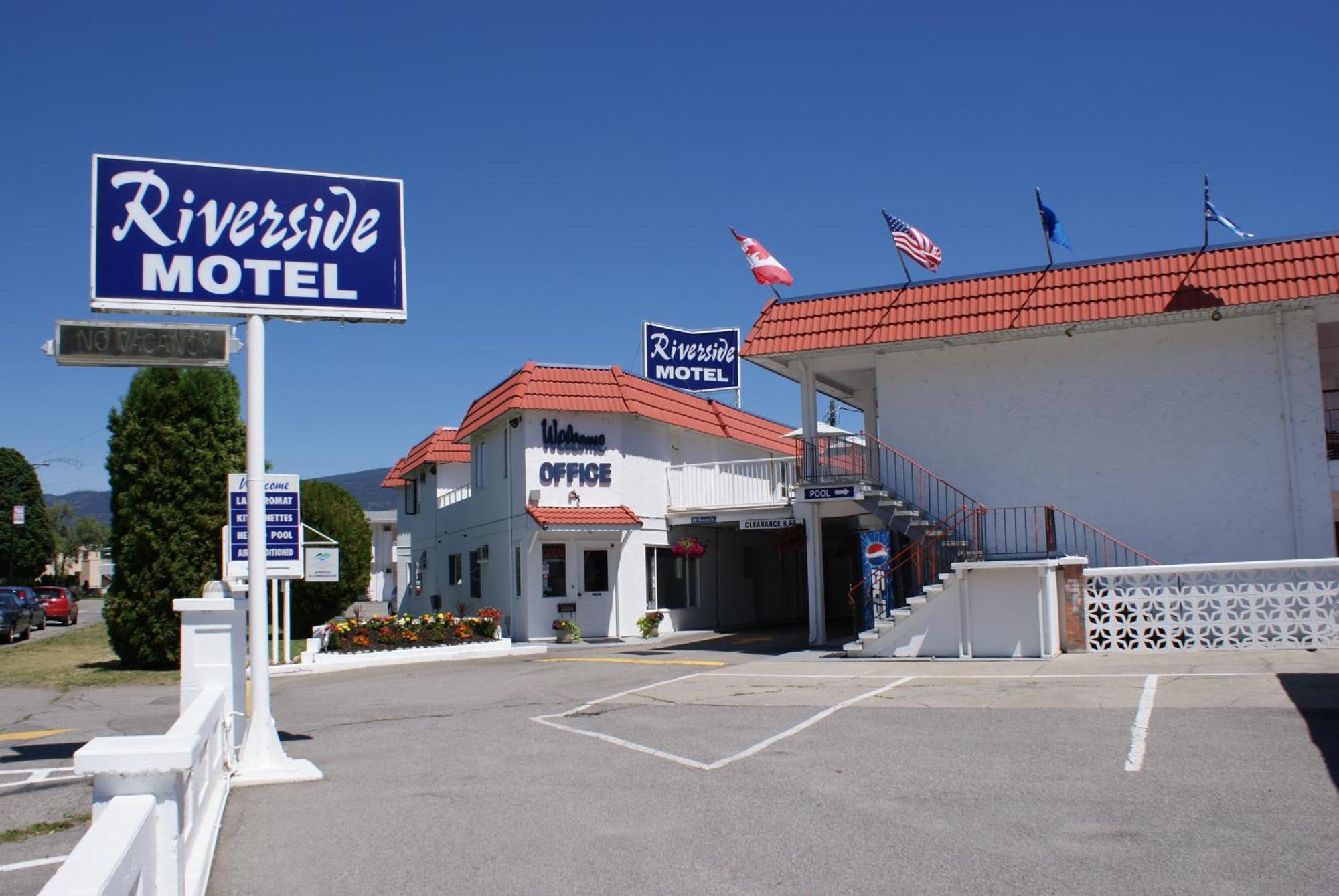 Riverside Motel Пентиктон Экстерьер фото
